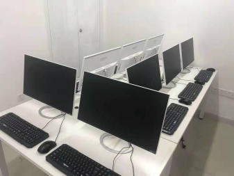 全城高效上门，专业维修复印机、打印机、电脑等办公设备